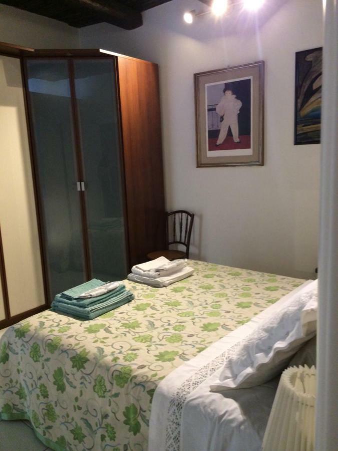 Apartamento Antico Vicolo Salerno Exterior foto